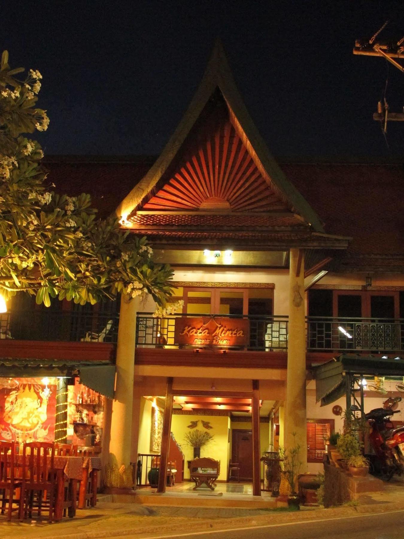 布吉 Kata Minta酒店 外观 照片